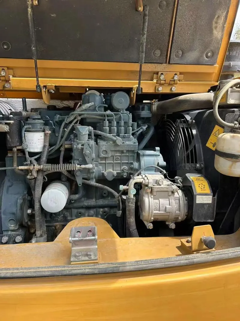 Excavadora pequeña SANY SY95C usada3