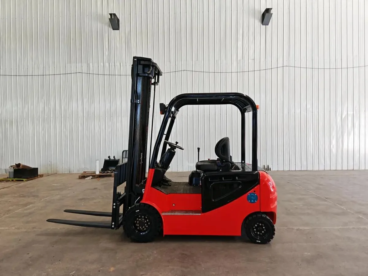 Carretilla elevadora TIGLIFT CPD25 EV usada