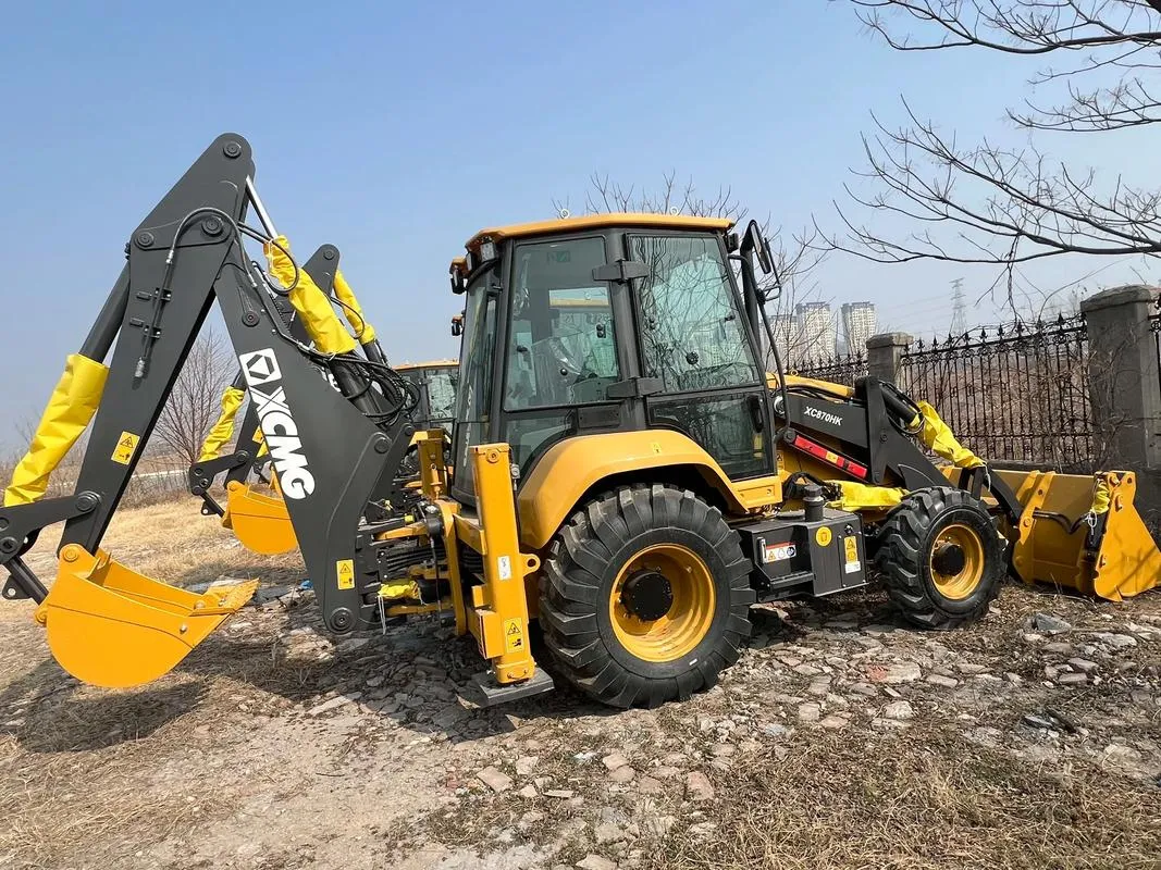 Retroexcavadora XCMG XC870HK usada