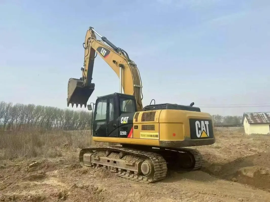 Excavadora mediana CAT 329D2 usada