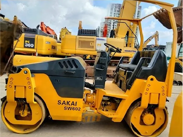 Rodillo Vibratorio SAKAI SW602 Usado0