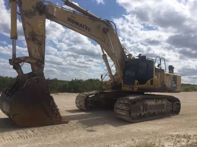 Excavadora grande KOMATSU PC650LC-8 usada2