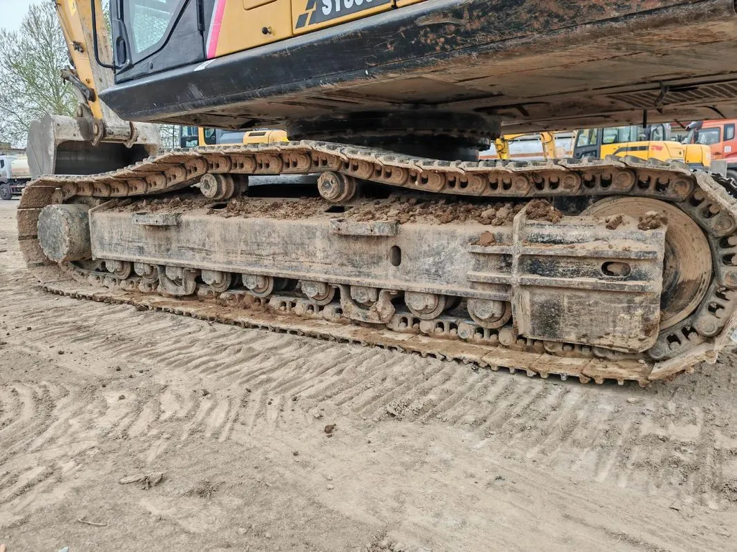 Excavadora mediana SANY SY245H usada4