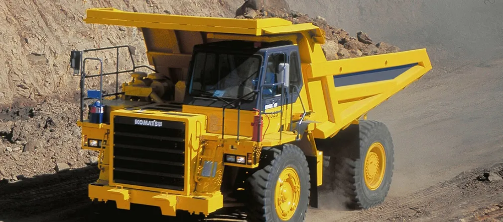 Camión Volquete Rígido KOMATSU HD325-7R Usado