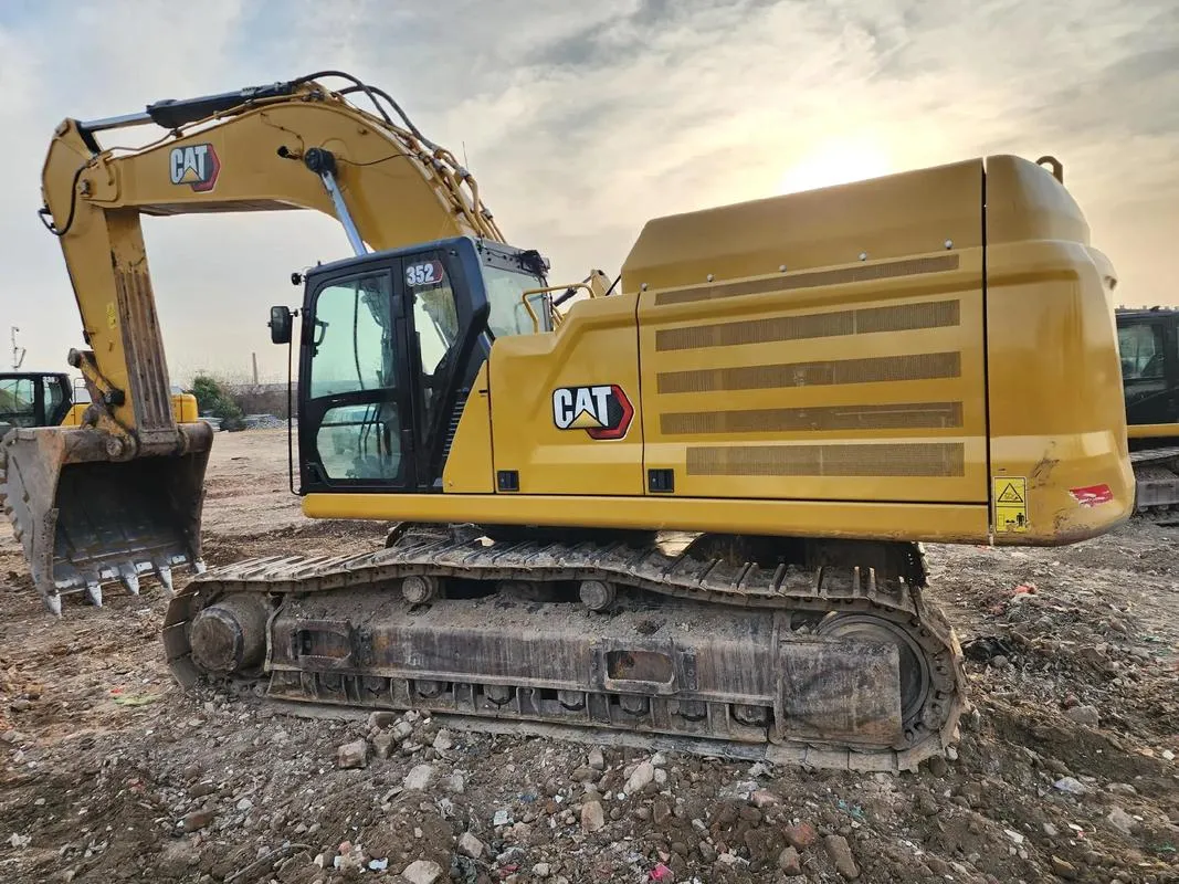 Excavadora grande CAT 352 usada