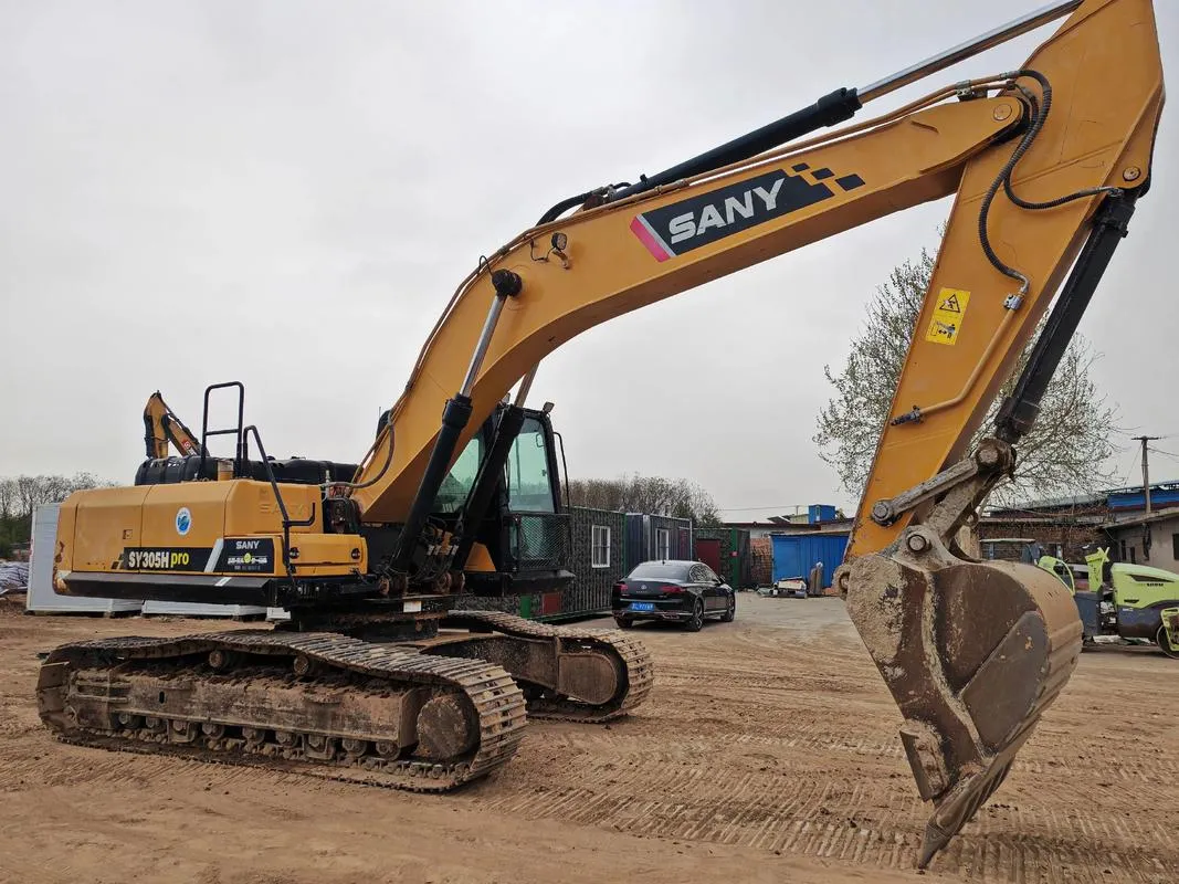 Excavadora mediana SANY SY245H usada1