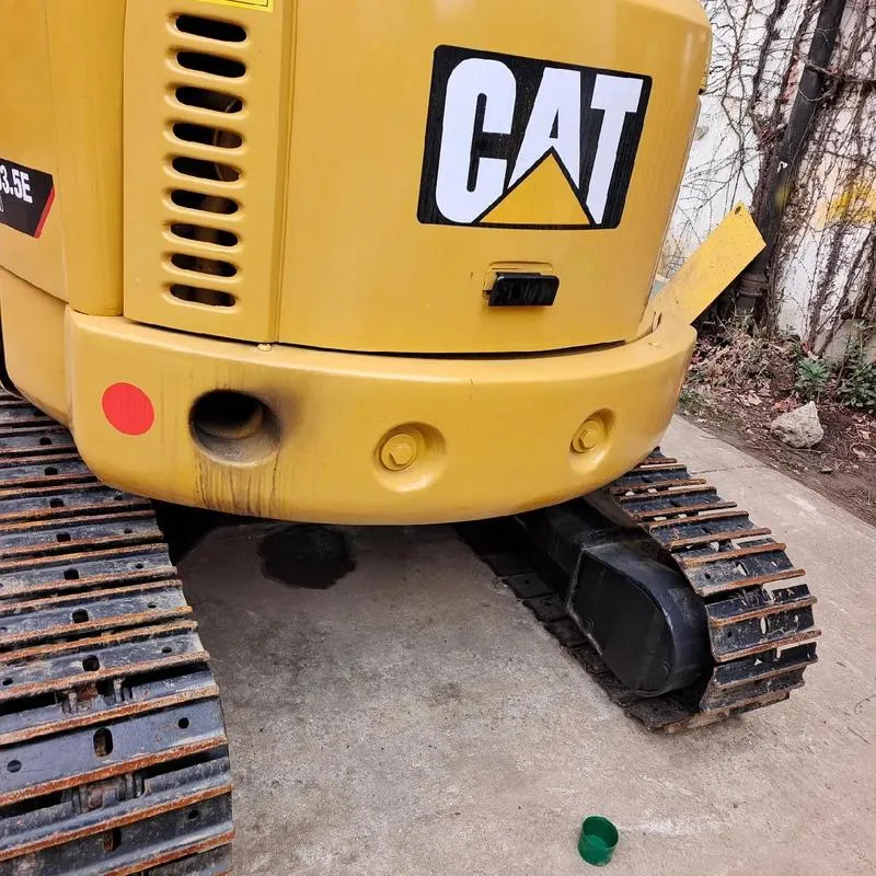 Miniexcavadora CAT 303.5 CR usada7