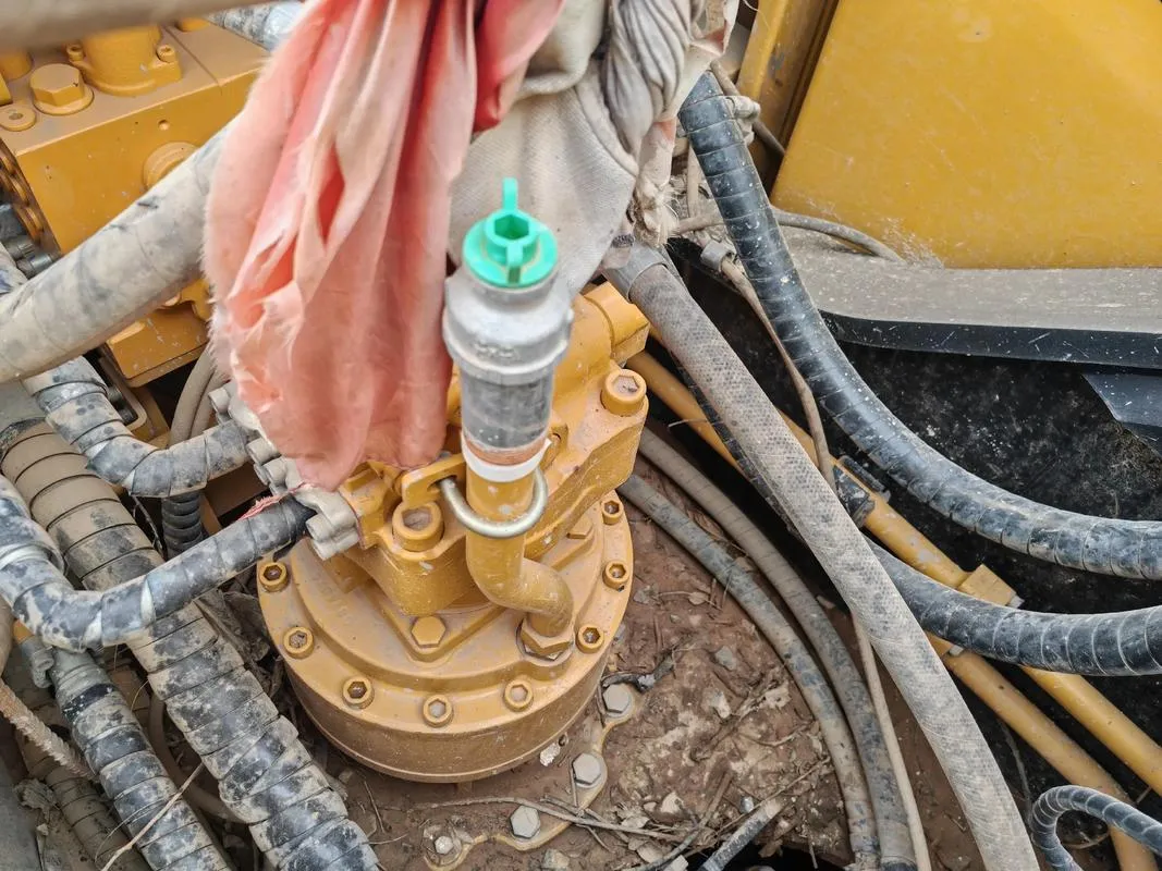 Excavadora mediana SANY SY245H usada7