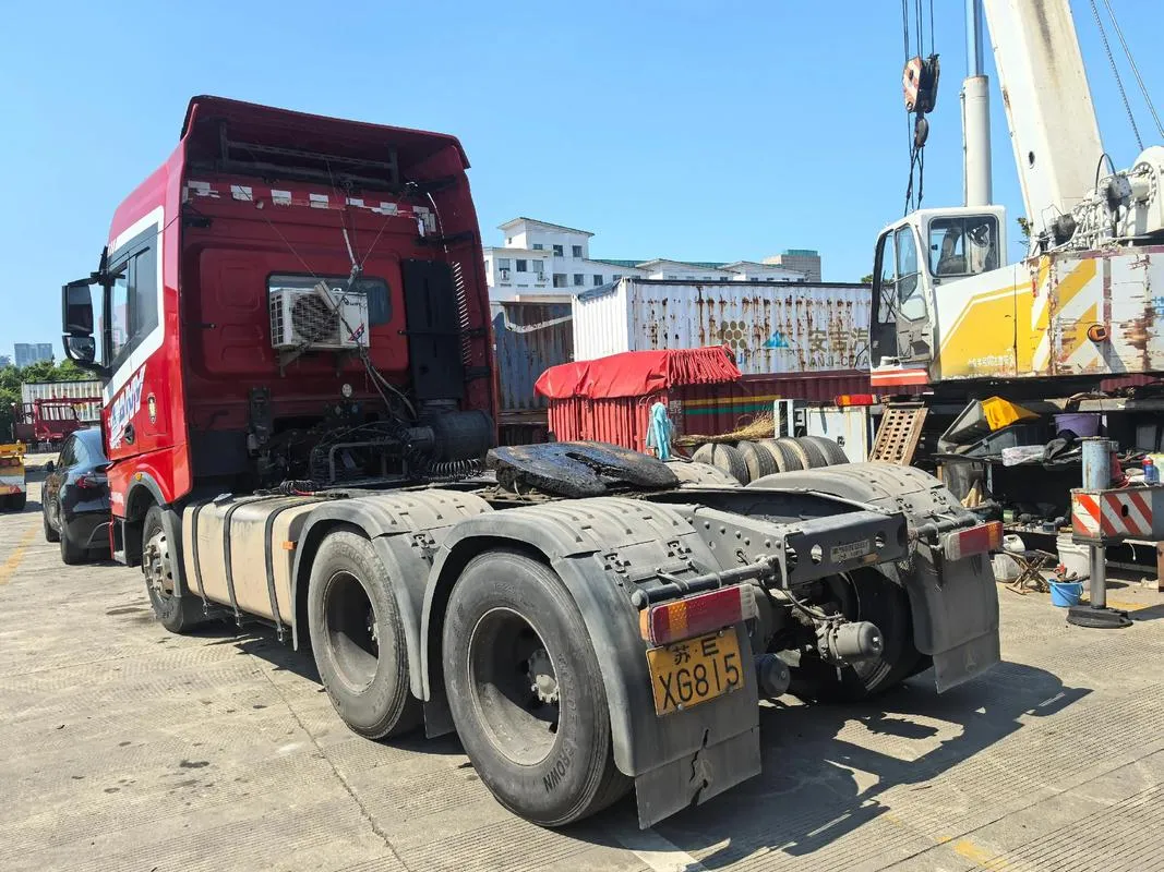 Tractor Semirremolque SANY D525ASE-80 Usado