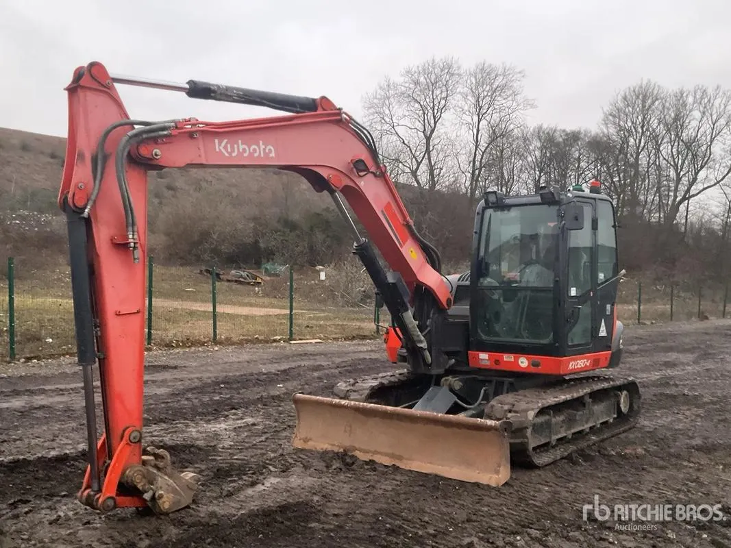 Excavadora pequeña KUBOTA KX080-5 usada2