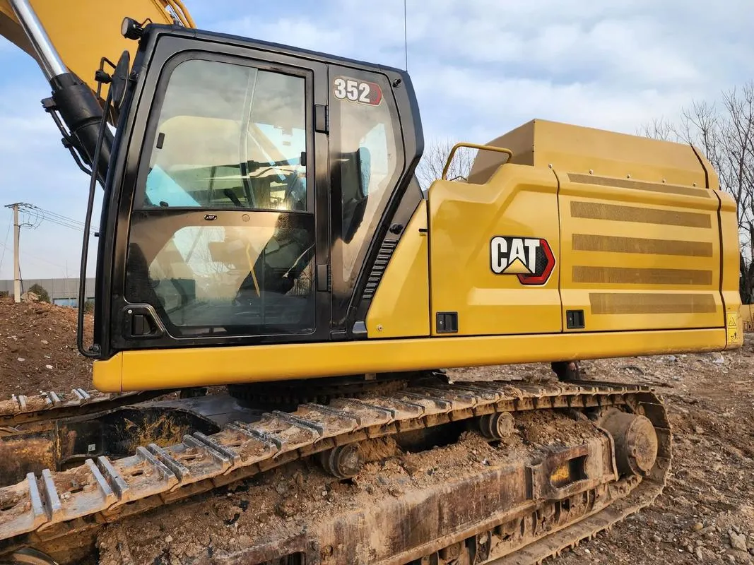 Excavadora grande CAT 352 usada0