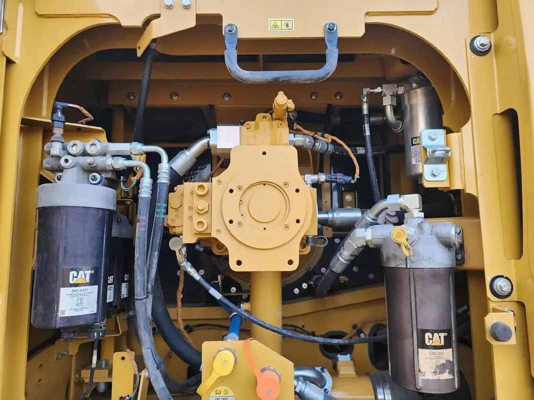 Excavadora grande CAT 352 usada2
