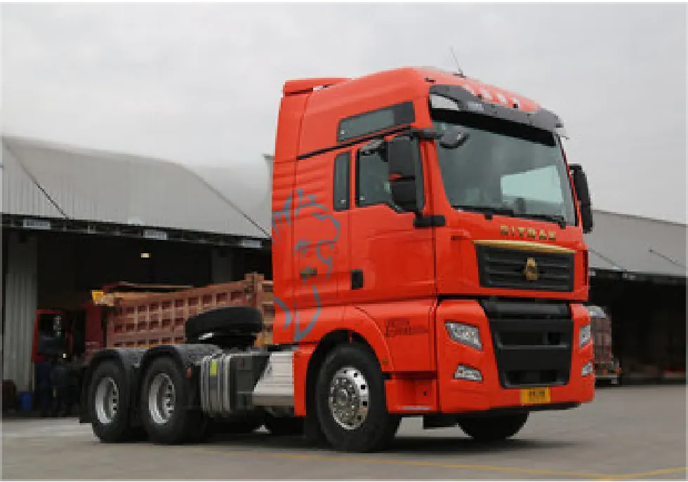 Semirremolque SINOTRUK SITRAK 6x4 usado2