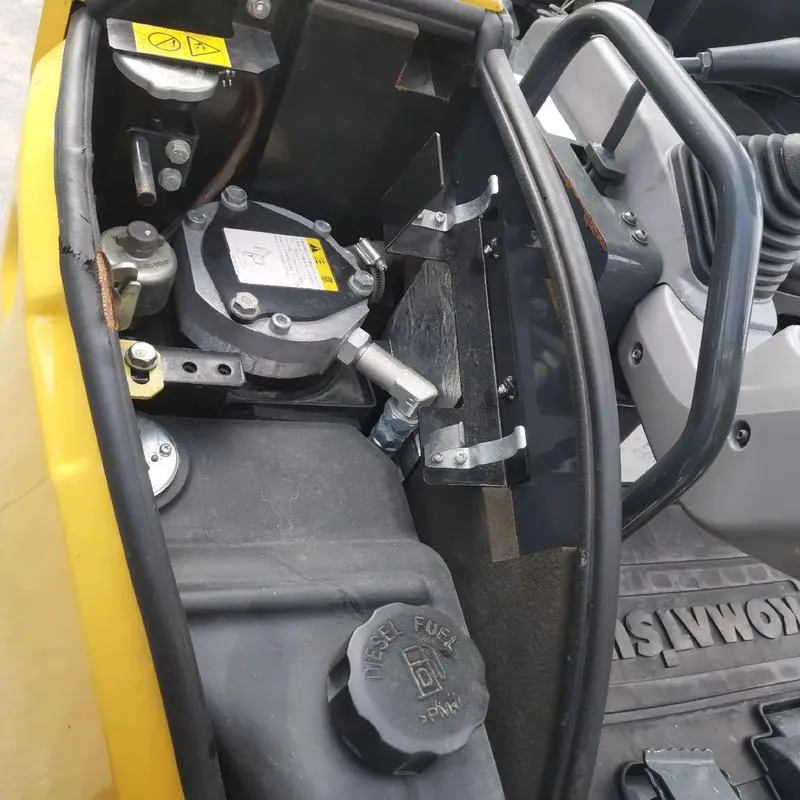 Miniexcavadora KUBOTA U17-5 usada6