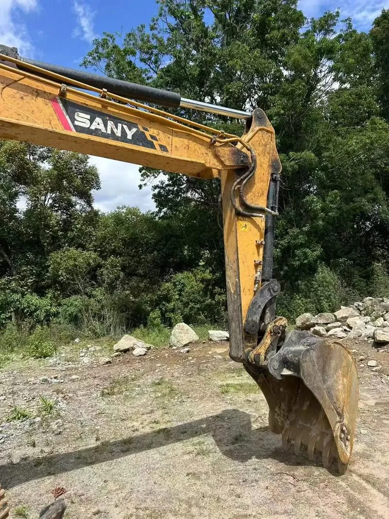 Excavadora pequeña SANY SY95C2 usada