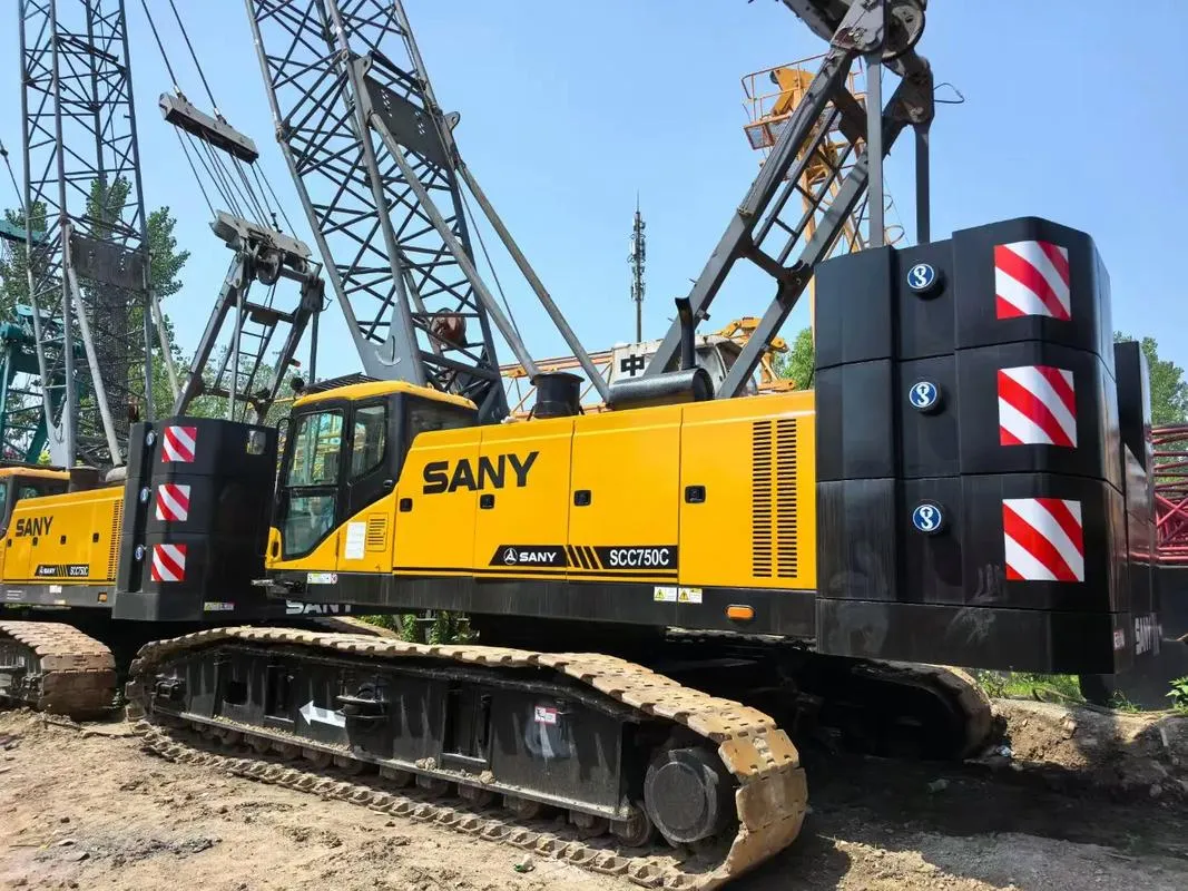 Grúa sobre orugas SANY SCC600A-5 usada