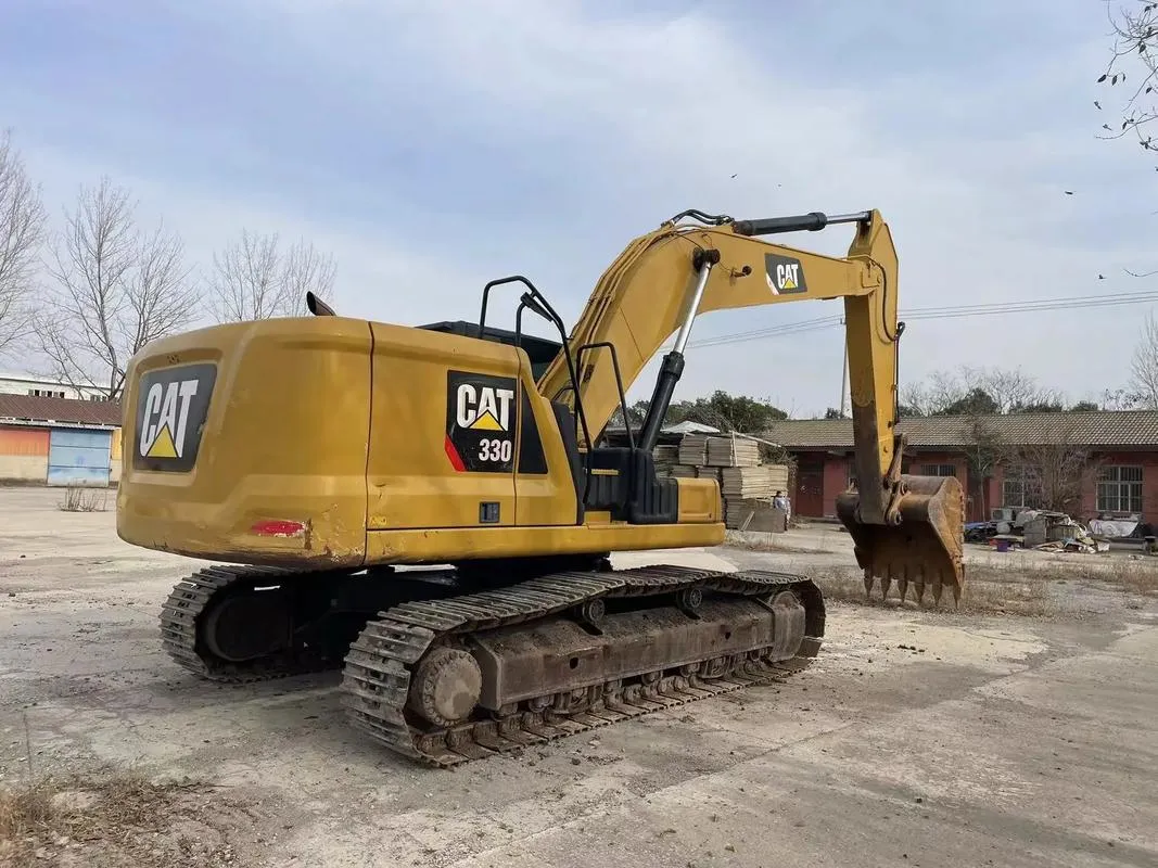 Excavadora mediana CAT 330GC usada