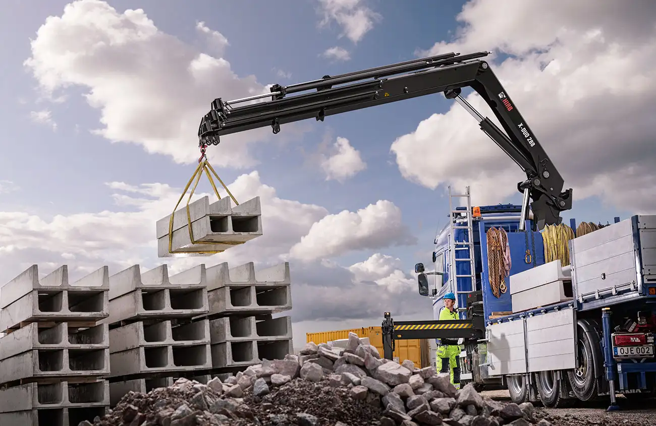 Grúa Cargadora HIAB 218 CLX Usada0