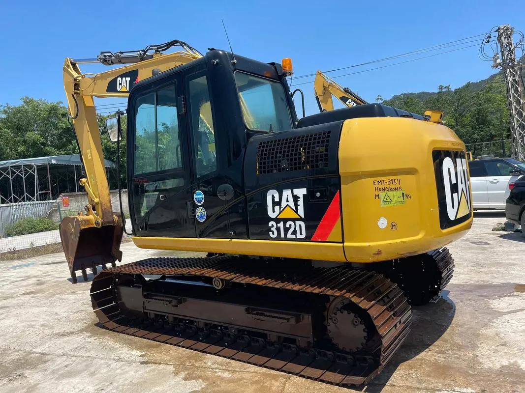 Excavadora mediana CAT 312D2GC usada